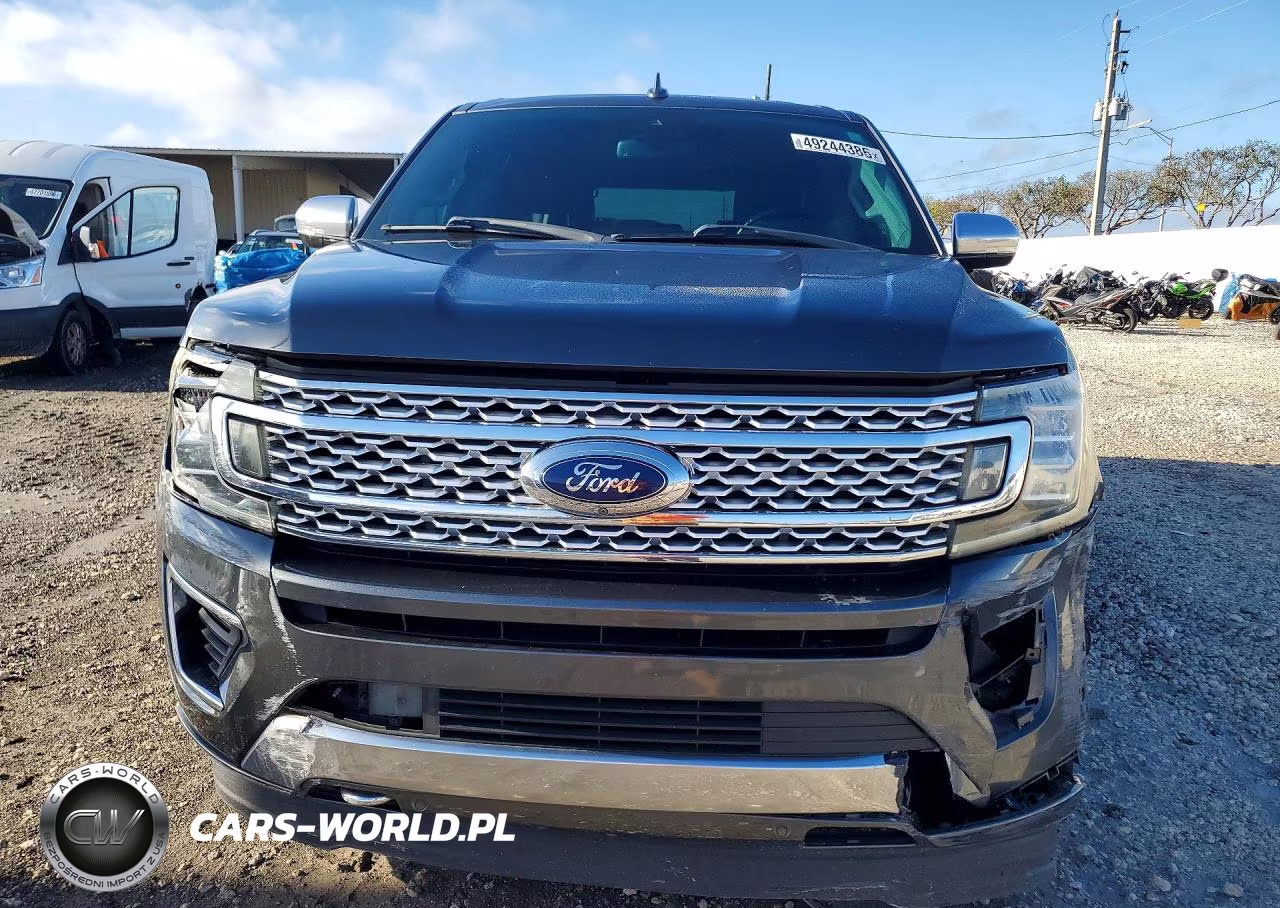 2018 Ford Expedition Max Platinum VIN:1FMJK1MT3JEA69354 - 5