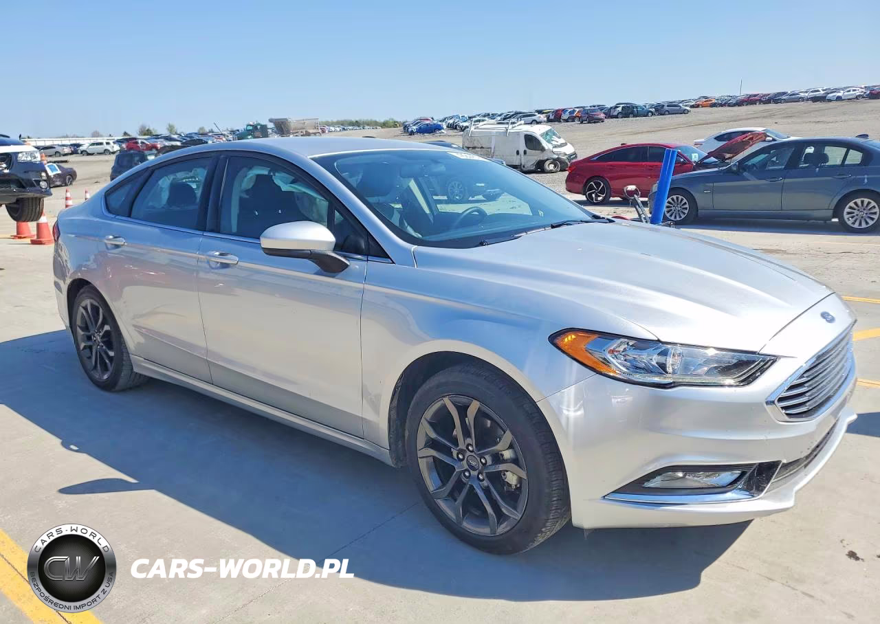 2018 Ford Fusion Se VIN:3FA6P0H74JR190710 - 4