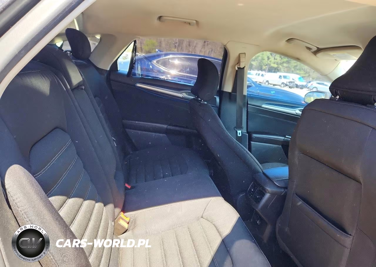 2015 Ford Fusion Se VIN:1FA6P0H72F5119371 - 10