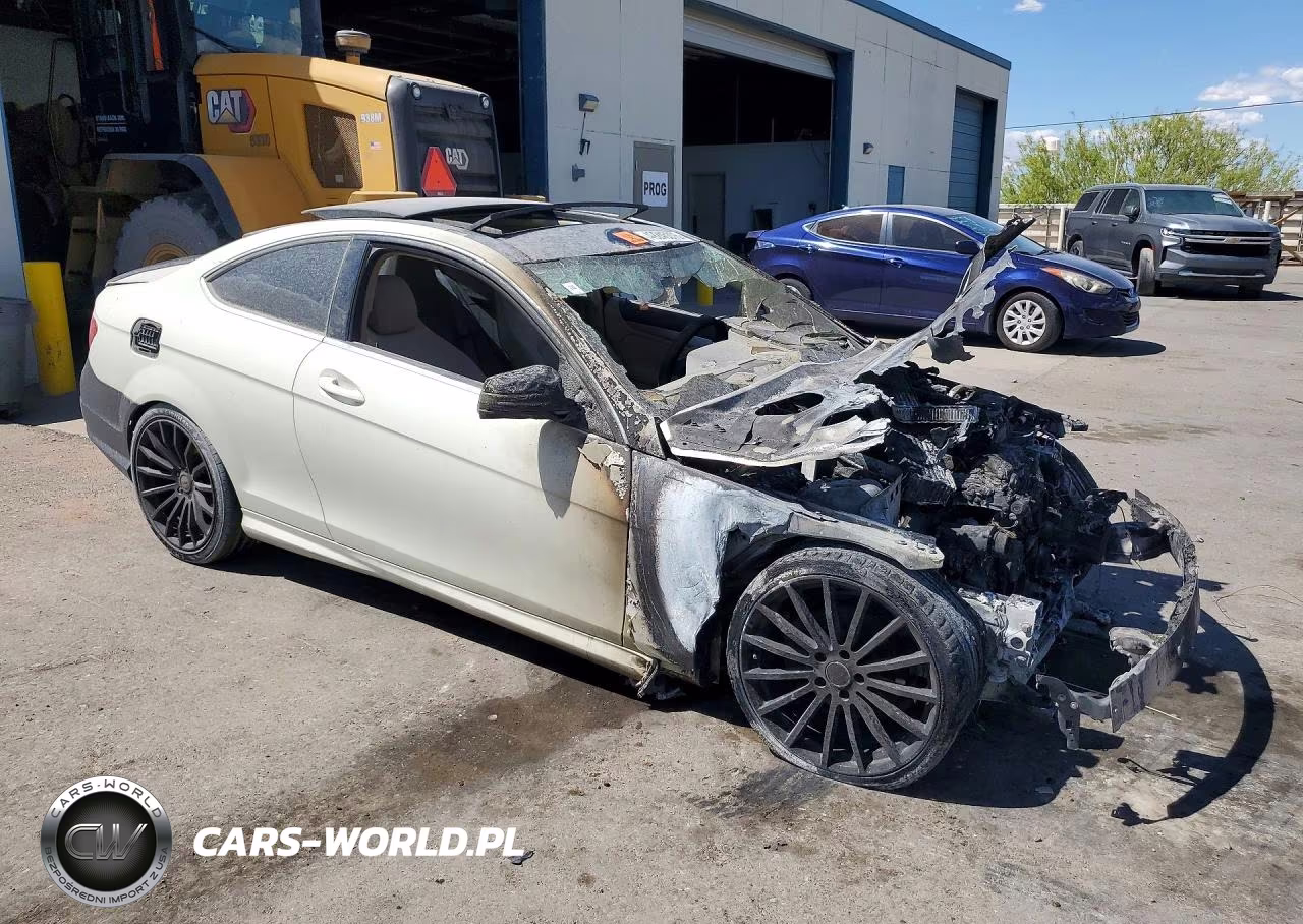 2012 Mercedes-Benz C 250 VIN:WDDGJ4HBXCF788687 - 4