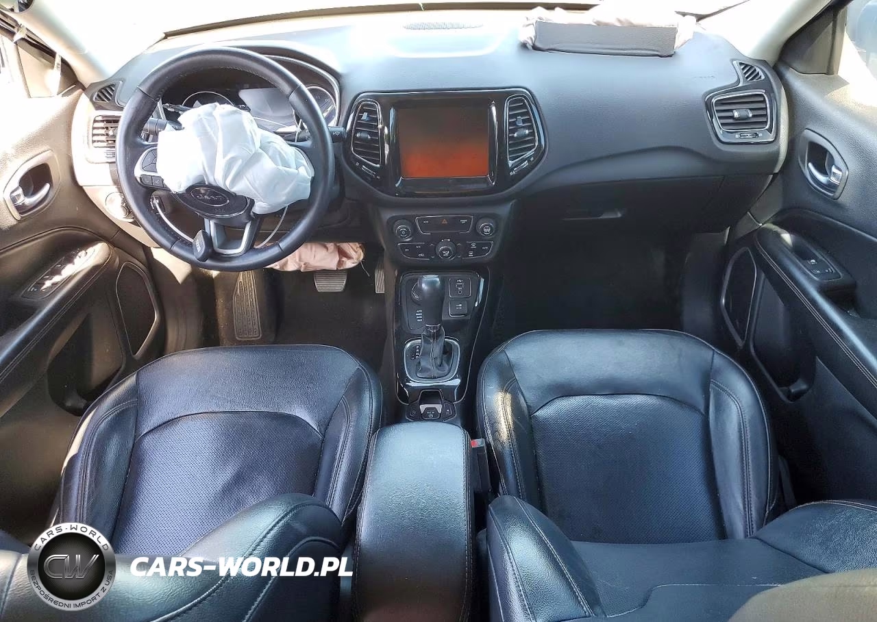 2019 Jeep Compass Limited VIN:3C4NJDCB1KT753842 - 8