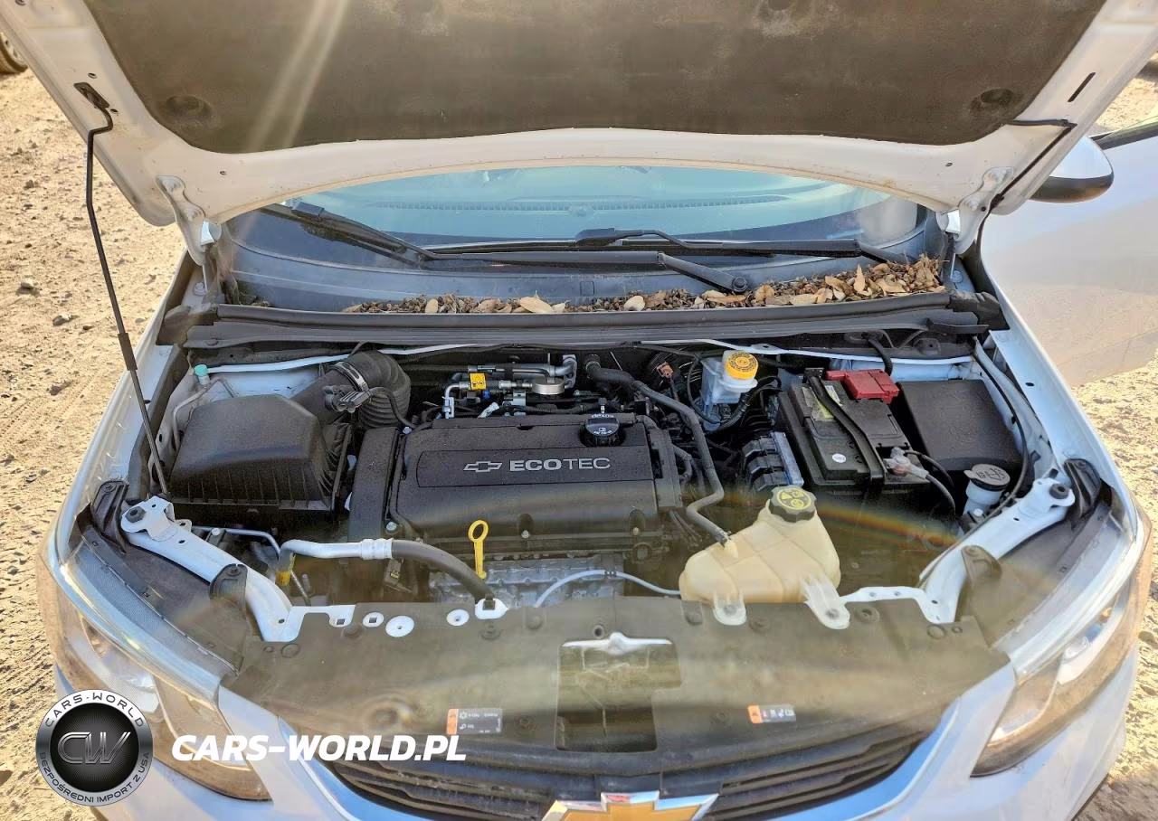 2018 Chevrolet Sonic VIN:1G1JG6SH5J4110180 - 11