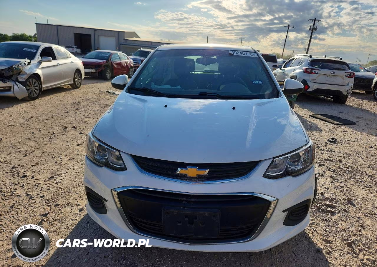 2018 Chevrolet Sonic VIN:1G1JG6SH5J4110180 - 5