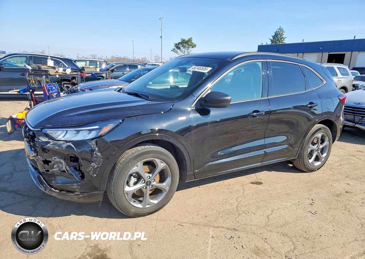 2023 Ford Escape St Line – zdjęcie 1 z 13