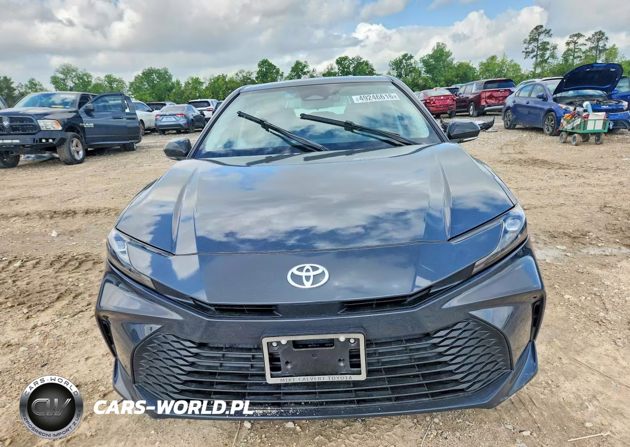 2025 Toyota Camry Le VIN:4T1DAACK9SU627241 - 5