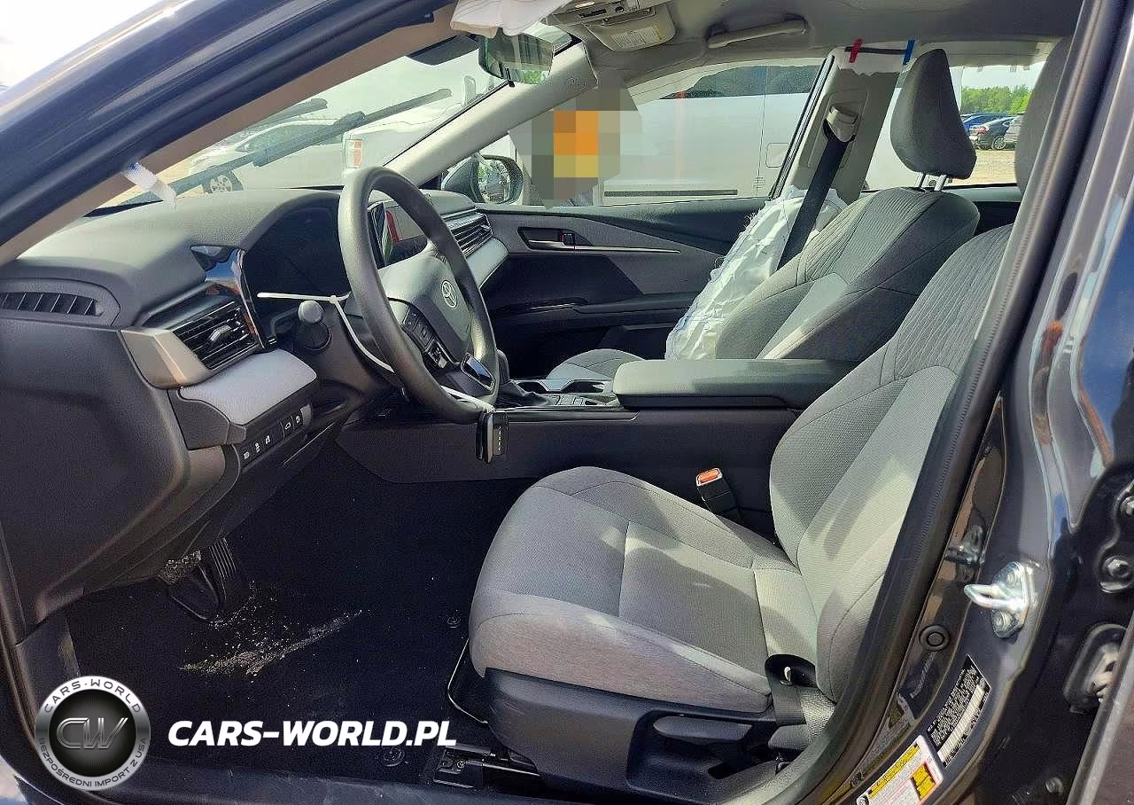 2025 Toyota Camry Le VIN:4T1DAACK9SU627241 - 7