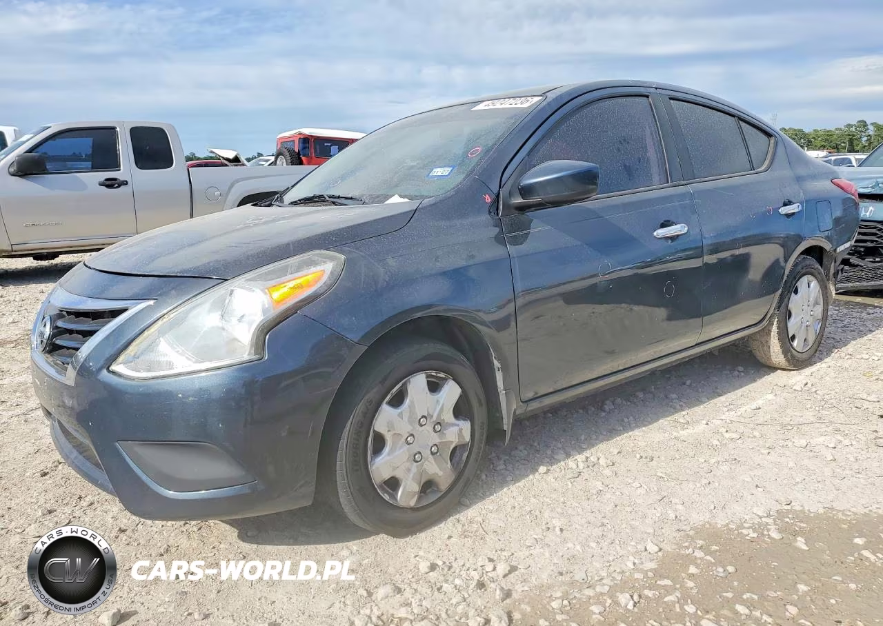 2015 Nissan Versa 1.6 Sv