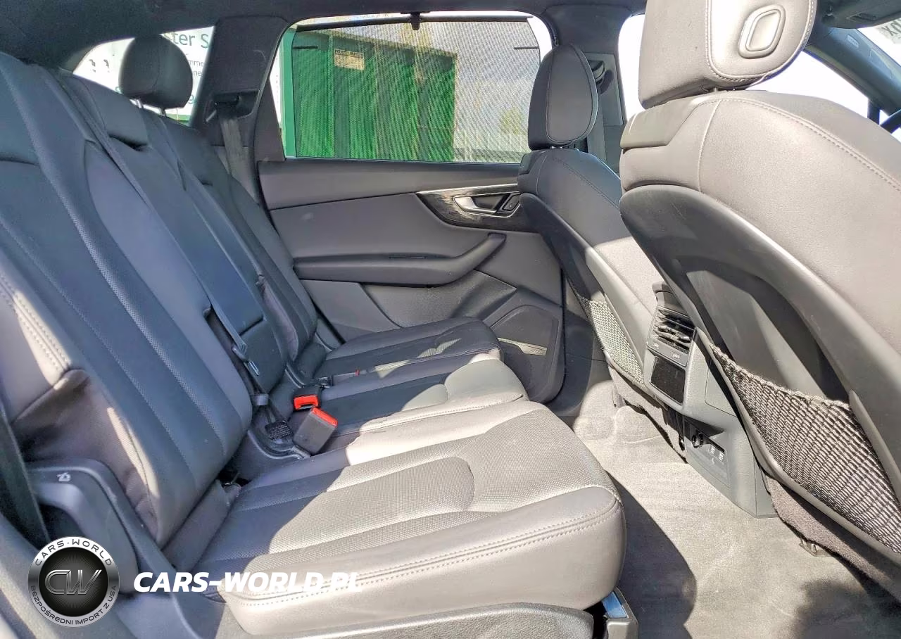 2020 Audi Q7 Premium Plus 55 Tfsi Quattro Tiptronic VIN:WA1LXAF73LD007115 - 11
