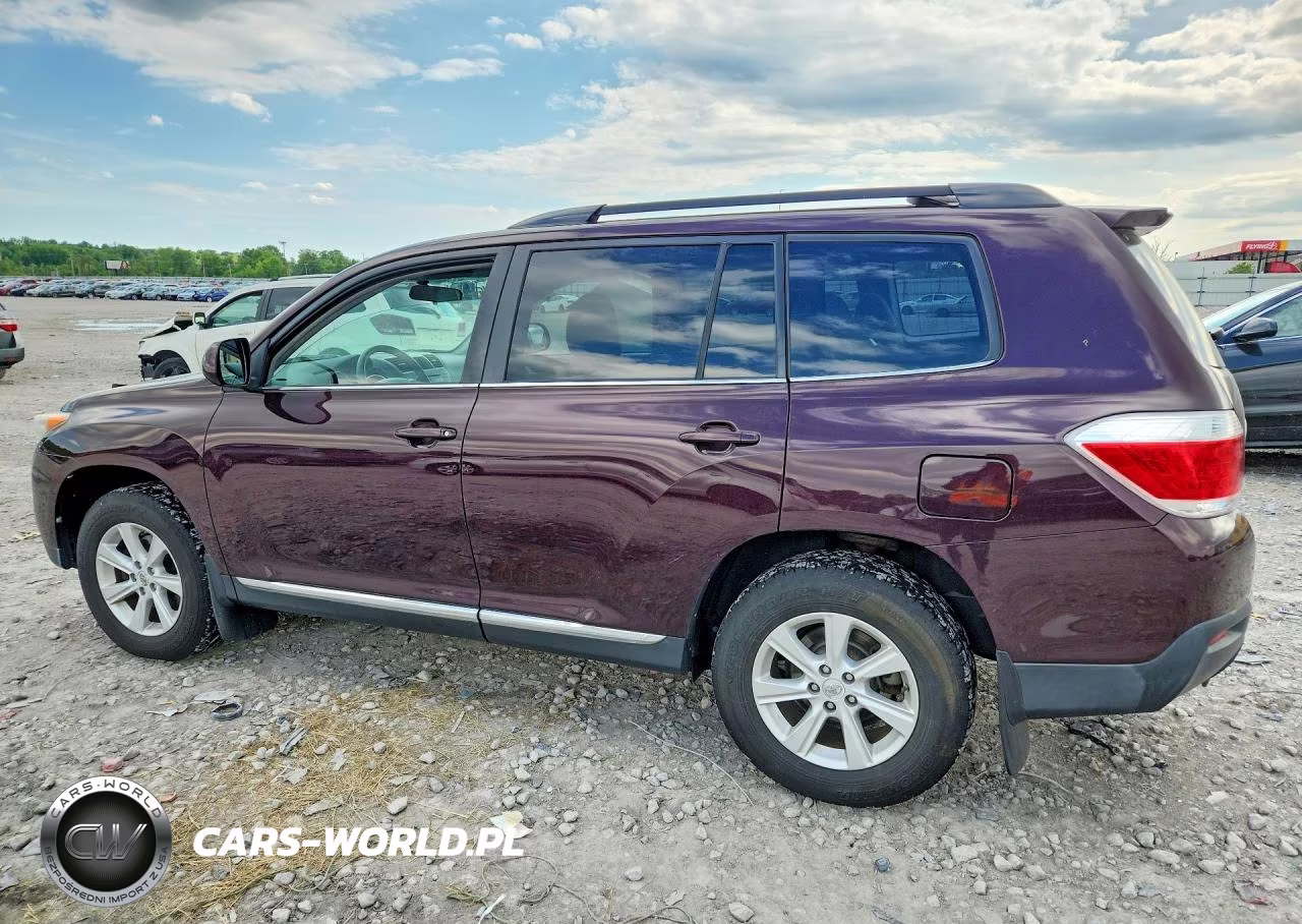 2011 Toyota Highlander Base VIN:5TDBK3EH3BS055416 - 2