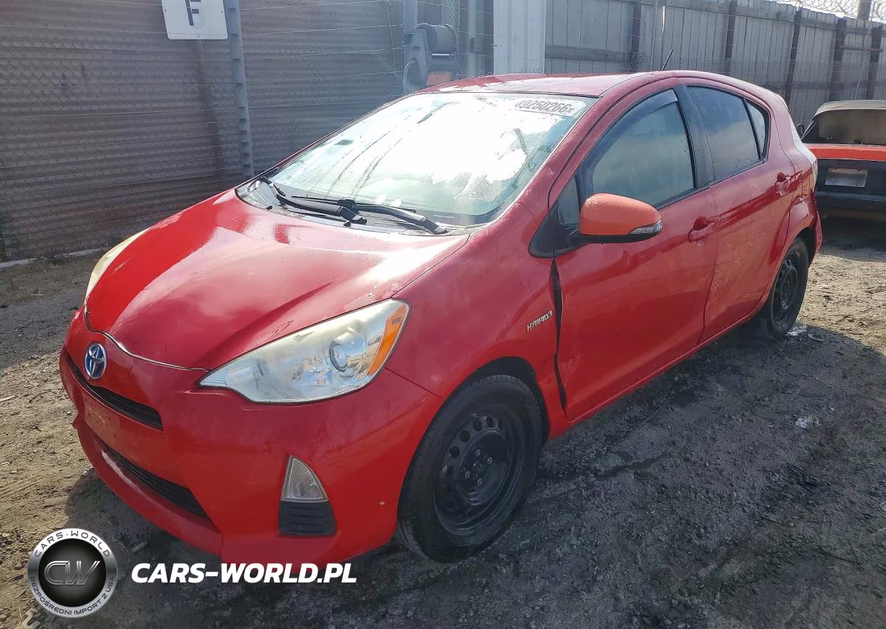 2014 Toyota Prius C Two