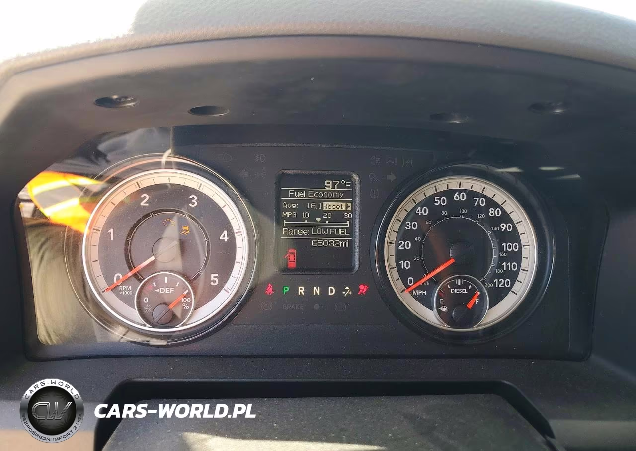2018 Ram 2500 St VIN:3C6UR5CL8JG327549 - 9