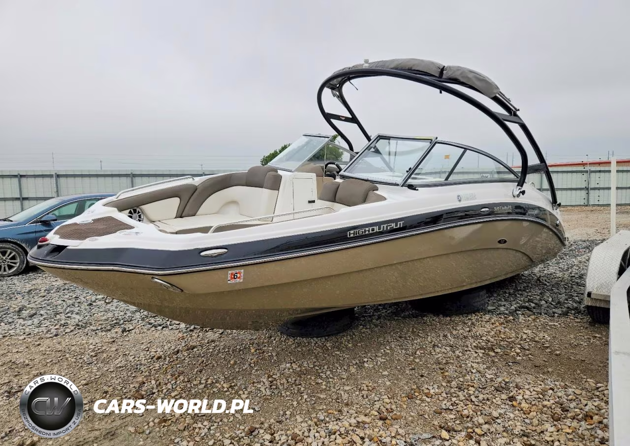 2012 Yam Boat