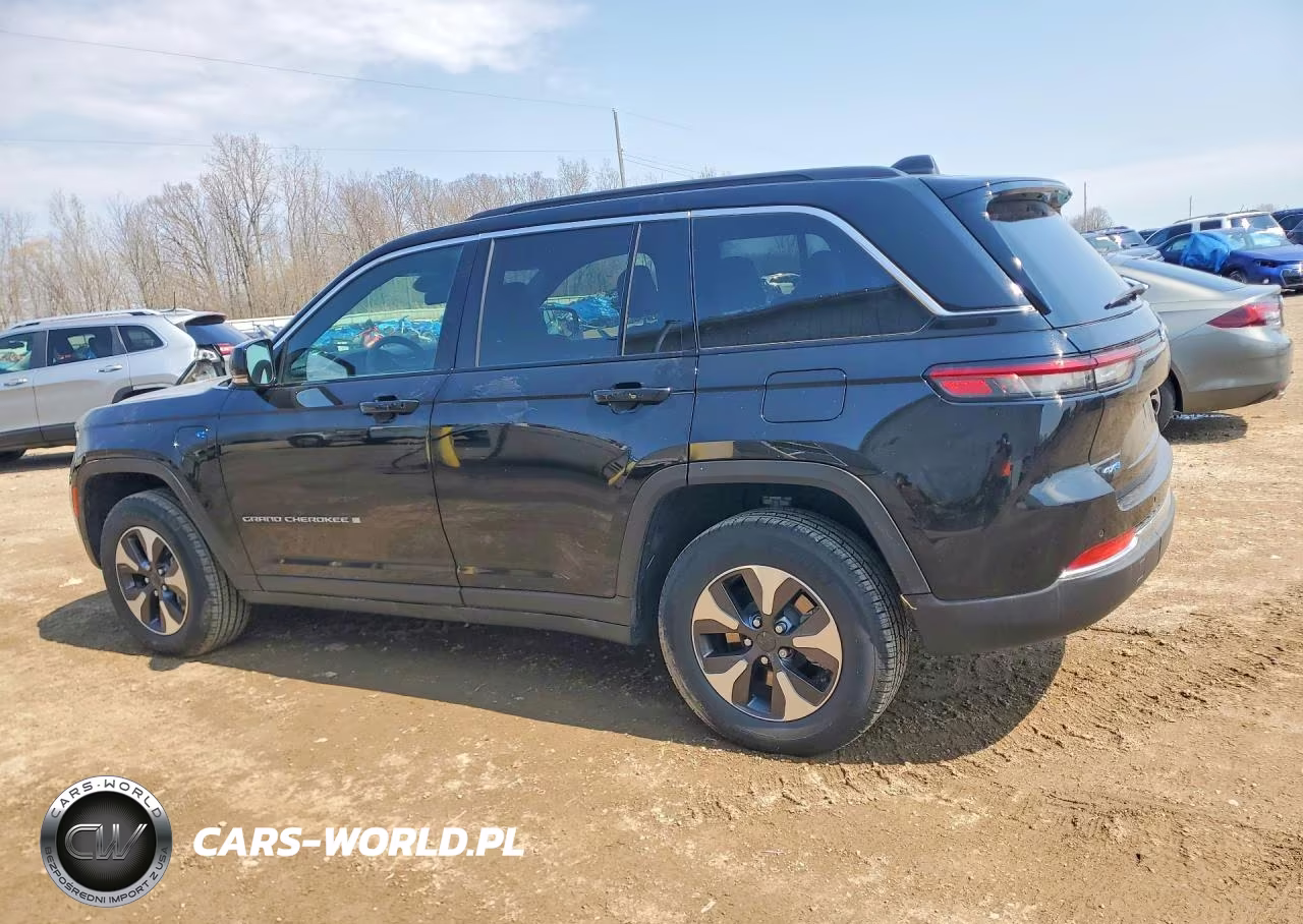 2025 Jeep Grand Cherokee 4Xe VIN:1C4RJYB63S8665774 - 2