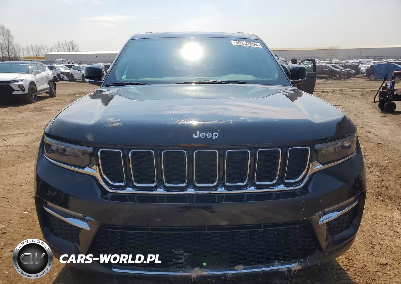 2025 Jeep Grand Cherokee 4Xe VIN:1C4RJYB63S8665774 - 5