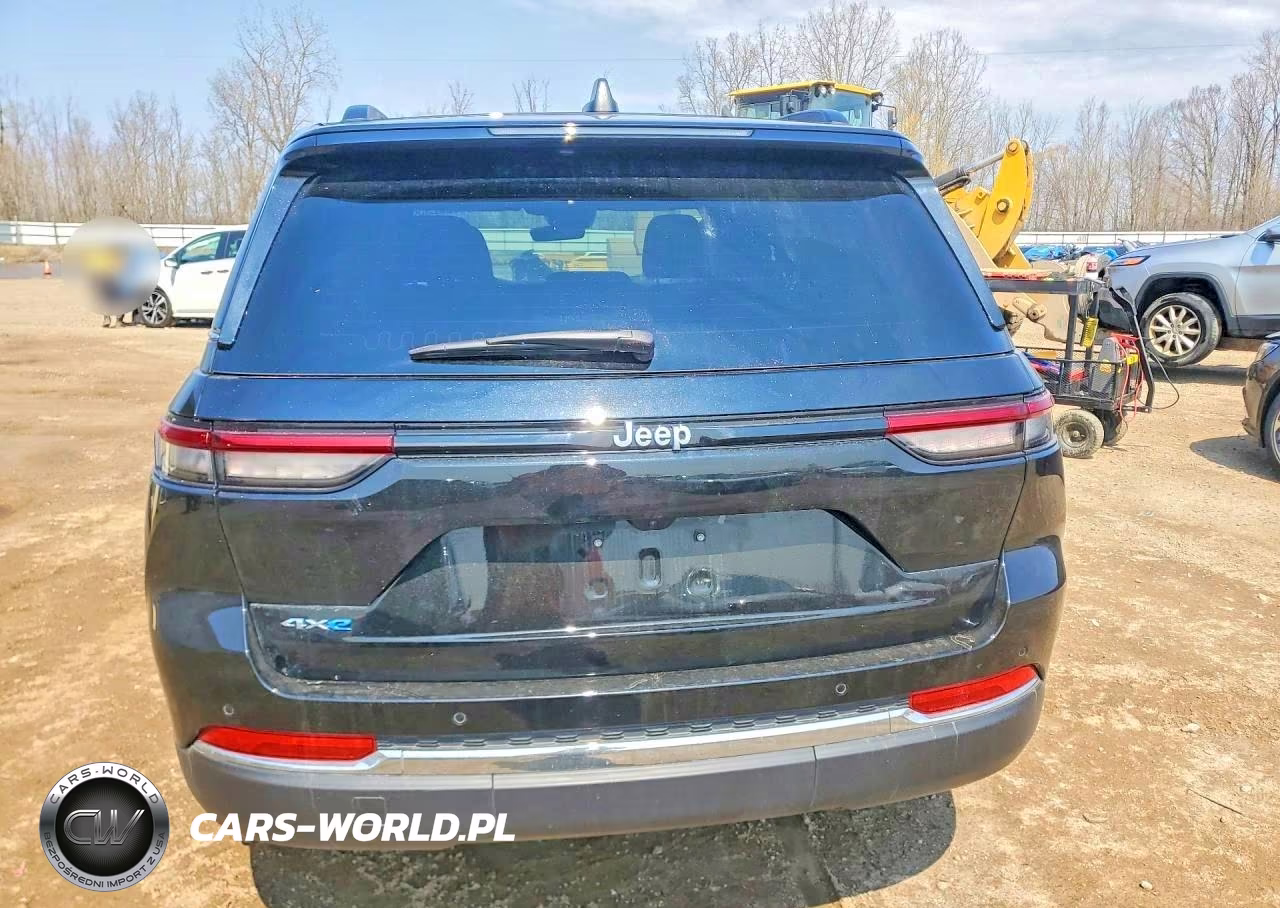 2025 Jeep Grand Cherokee 4Xe VIN:1C4RJYB63S8665774 - 6