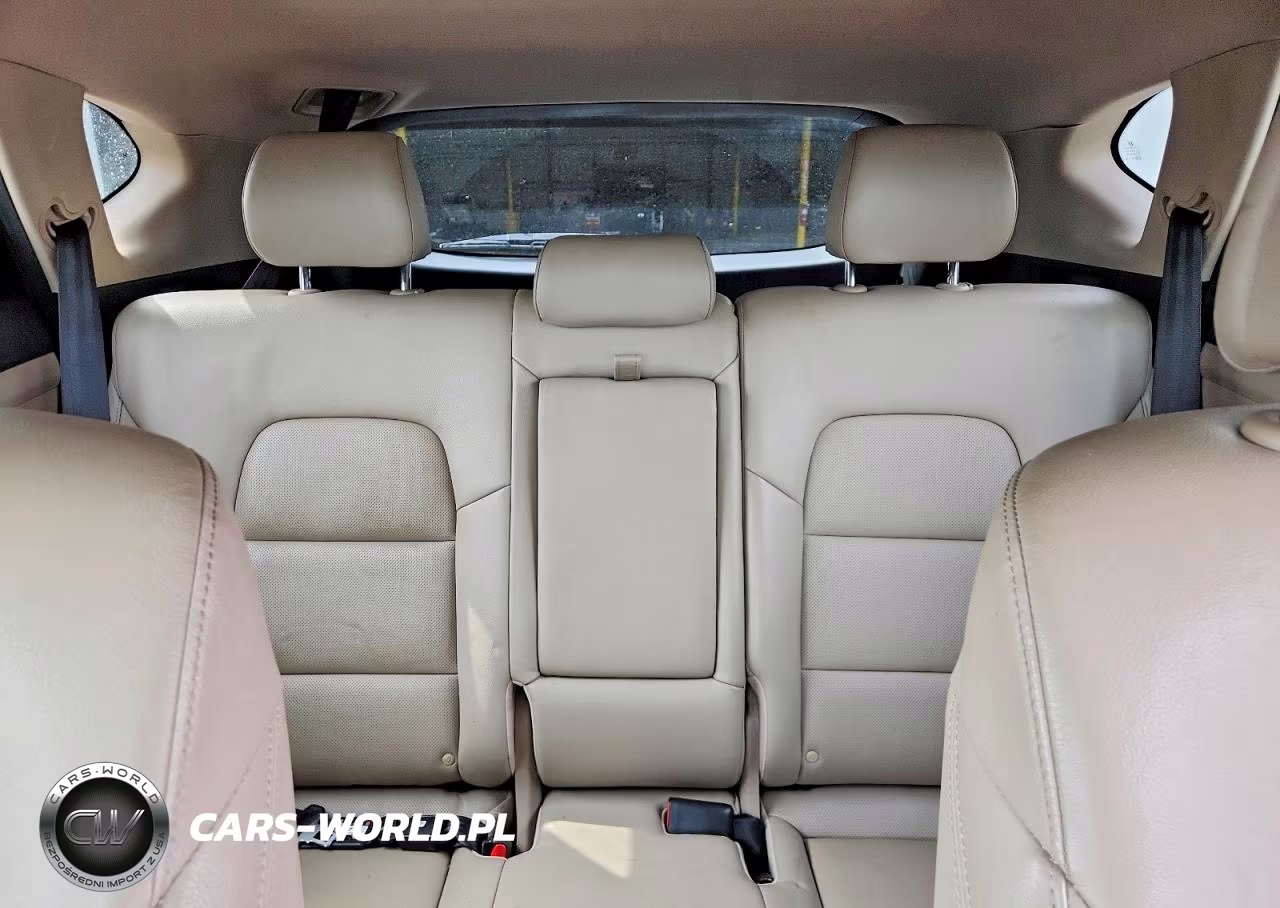 2018 Hyundai Tucson Limited VIN:KM8J33A23JU622675 - 10