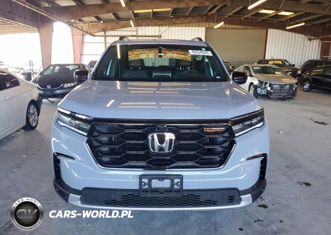 2023 Honda Pilot Trailsport VIN:5FNYG1H60PB056108 - 5