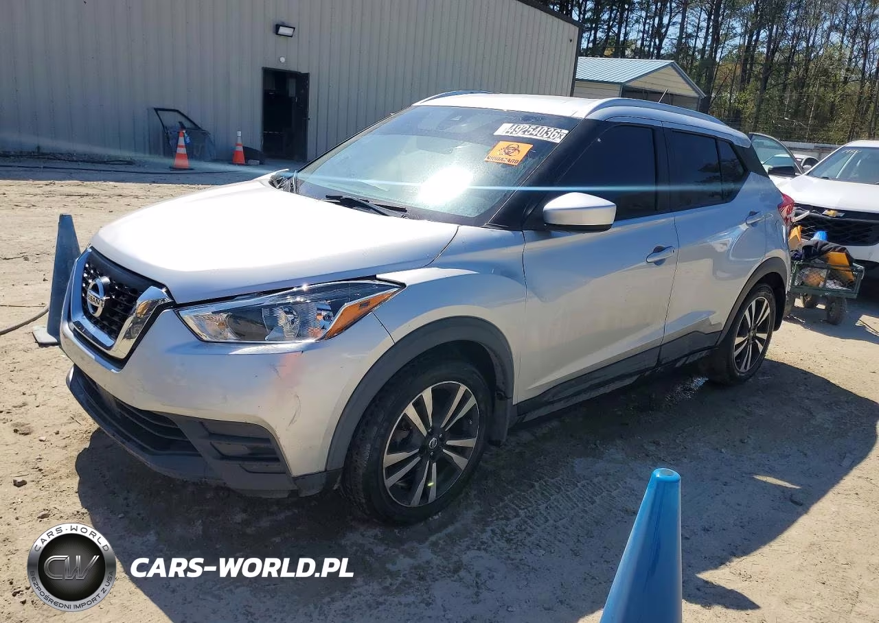 2020 Nissan Kicks Sv