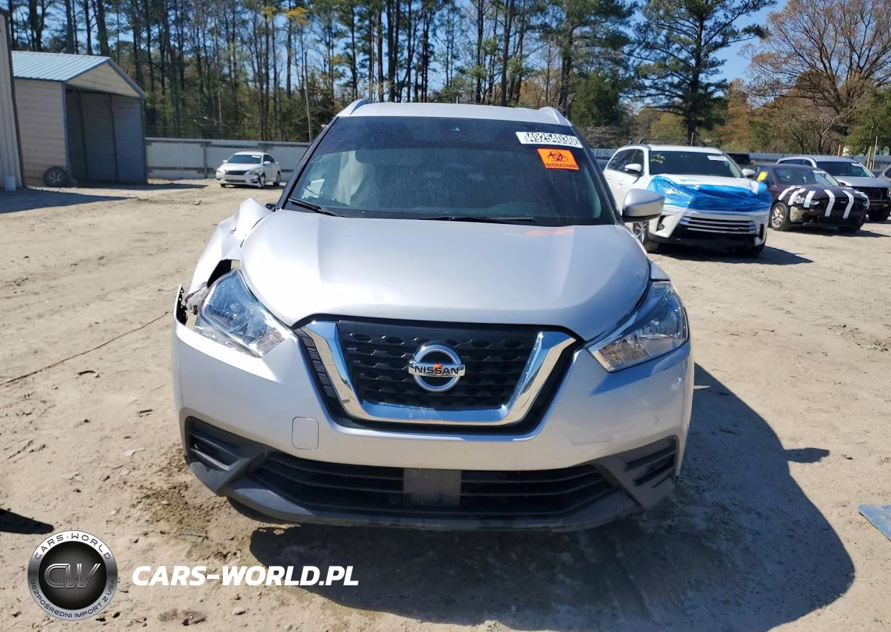2020 Nissan Kicks Sv VIN:3N1CP5CV4LL523772 - 5
