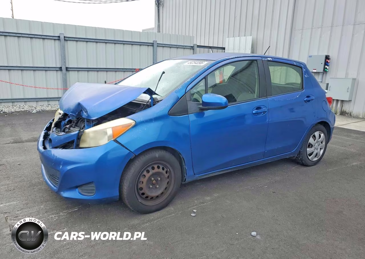 2012 Toyota Yaris 5-Door Le