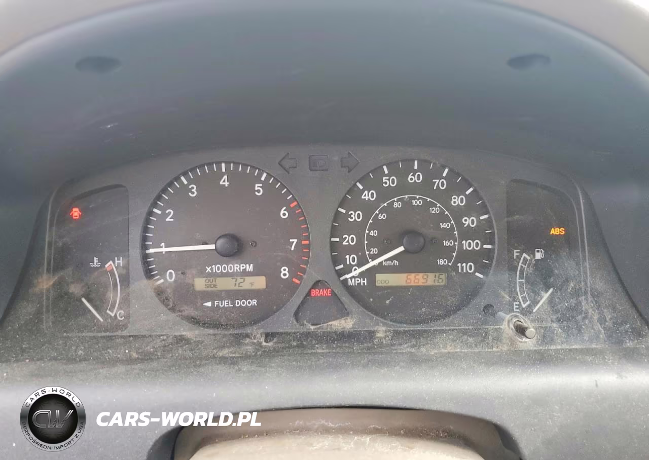 1999 Chevrolet Geo Prizm Base VIN:1Y1SK5488XZ408604 - 9