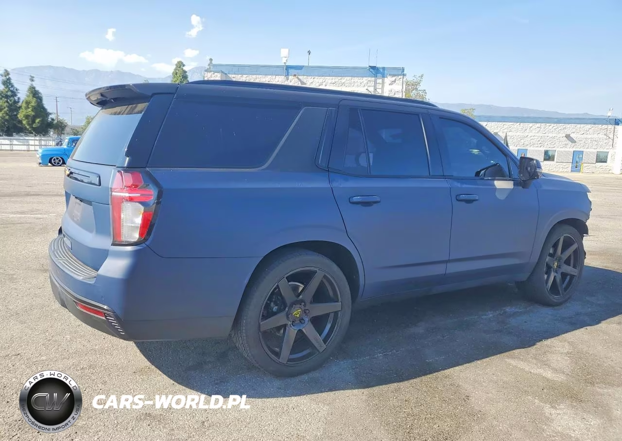 2021 Chevrolet Tahoe C1500 Lt VIN:1GNSCNKD3MR298839 - 3