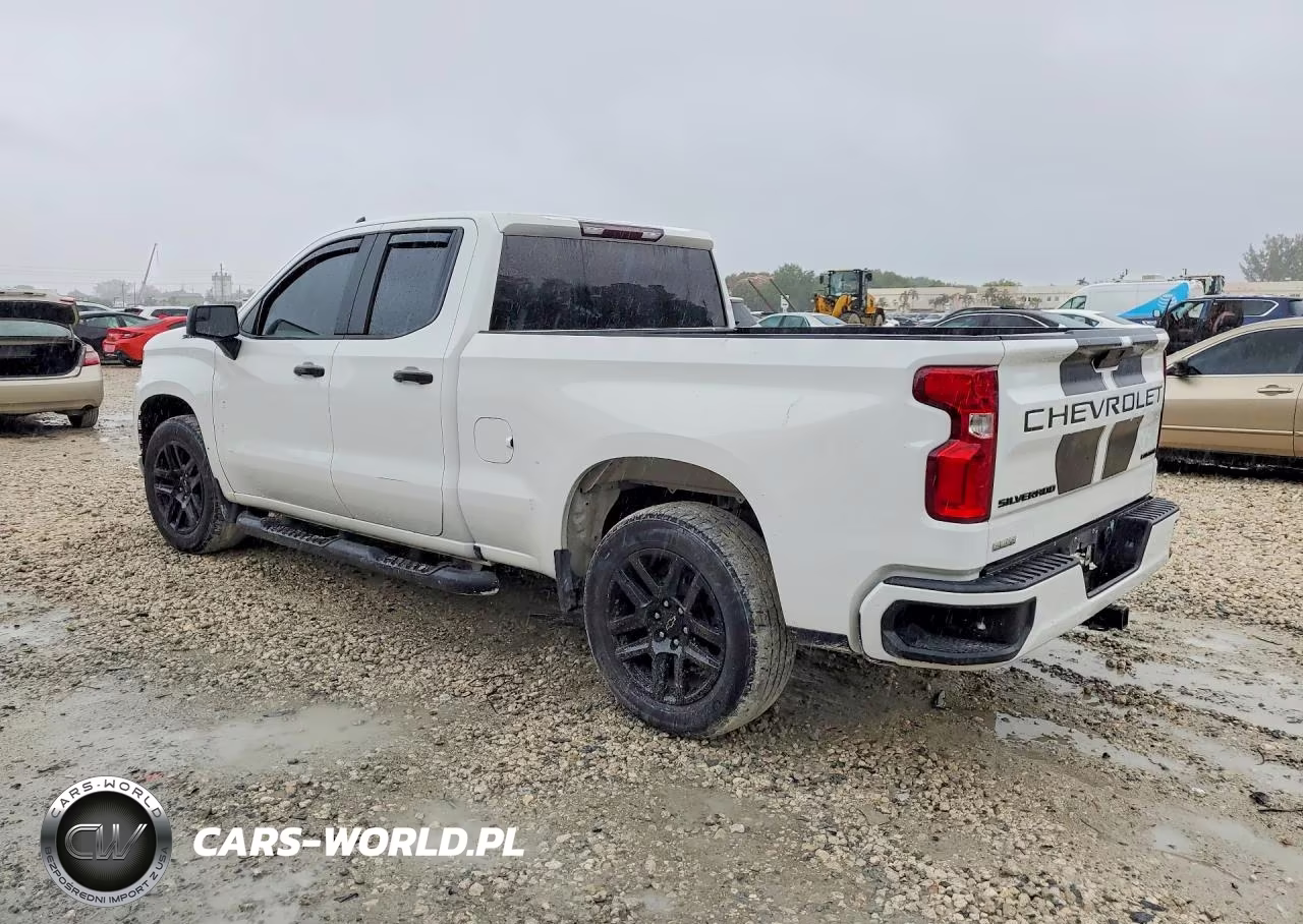 2021 Chevrolet Silverado C1500 Custom VIN:1GCRWBEK2MZ354325 - 2