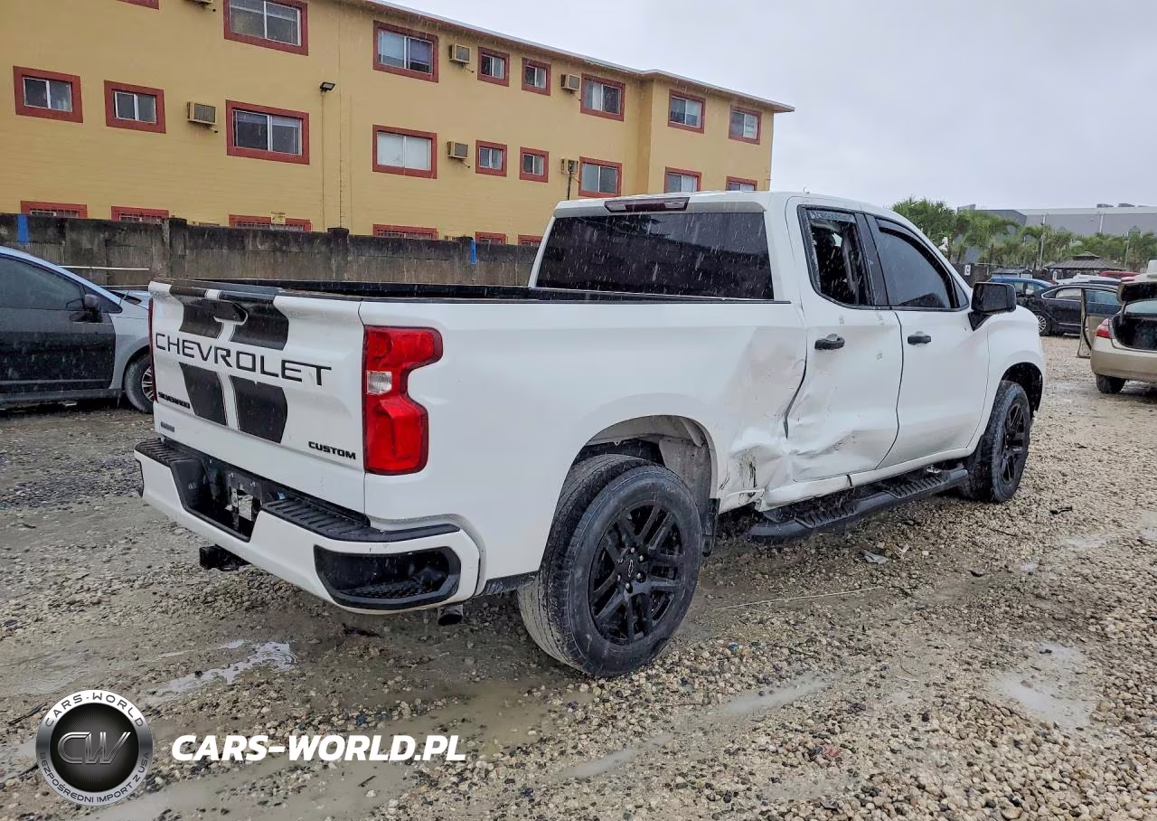 2021 Chevrolet Silverado C1500 Custom VIN:1GCRWBEK2MZ354325 - 3