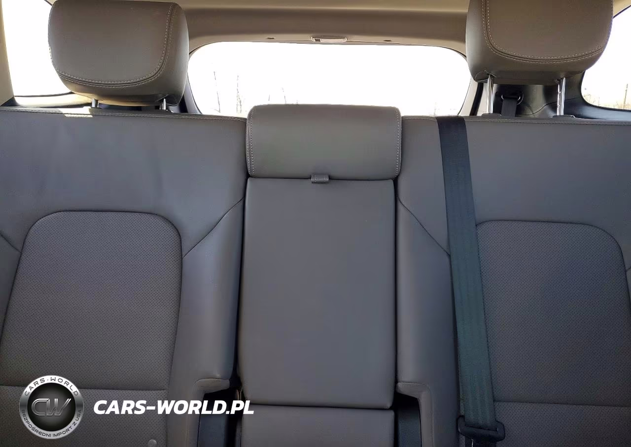 2017 Hyundai Santa Fe Se Ultimate VIN:KM8SR4HF9HU186992 - 10