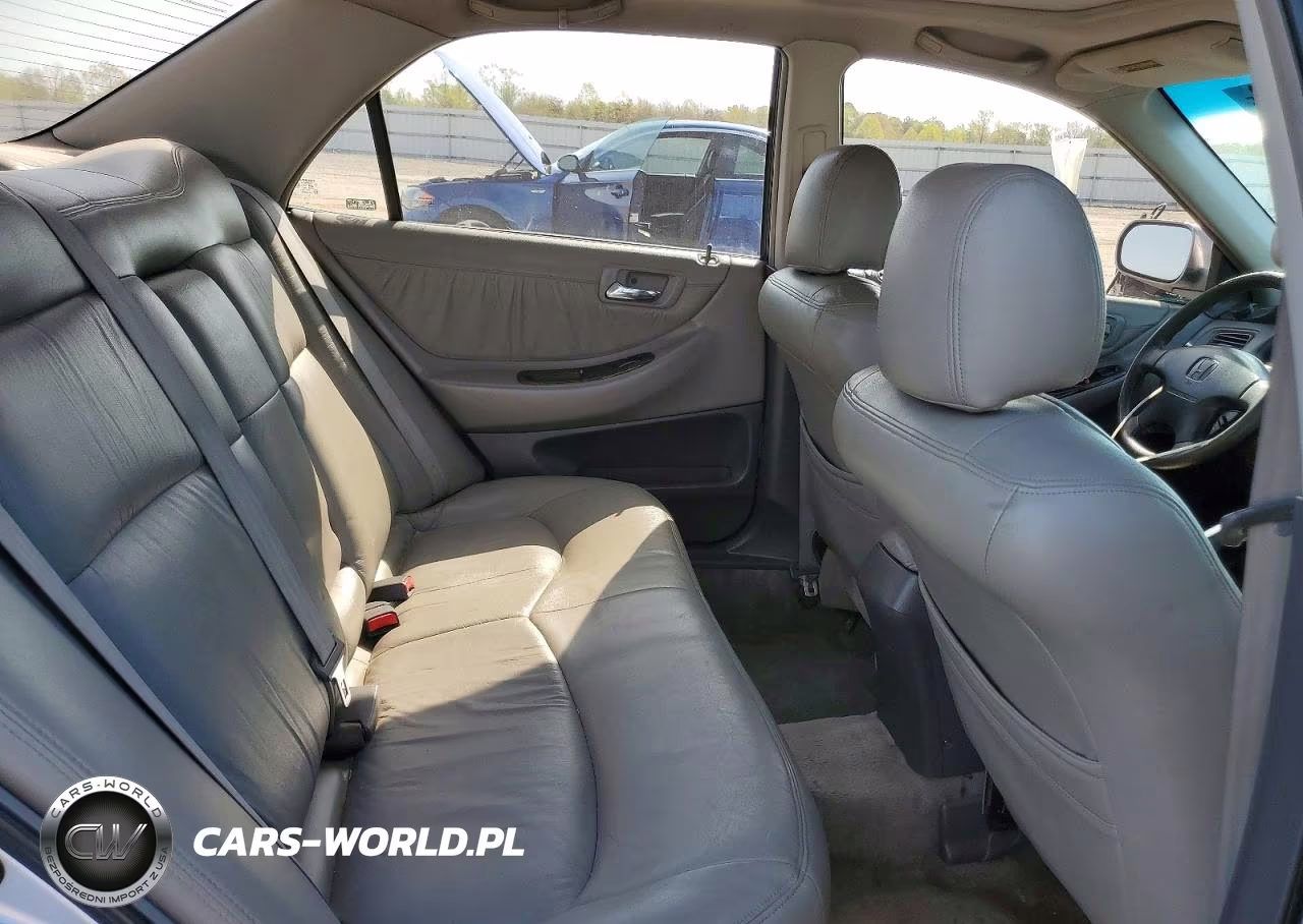 2002 Honda Accord VIN:1HGCG56712A112931 - 10