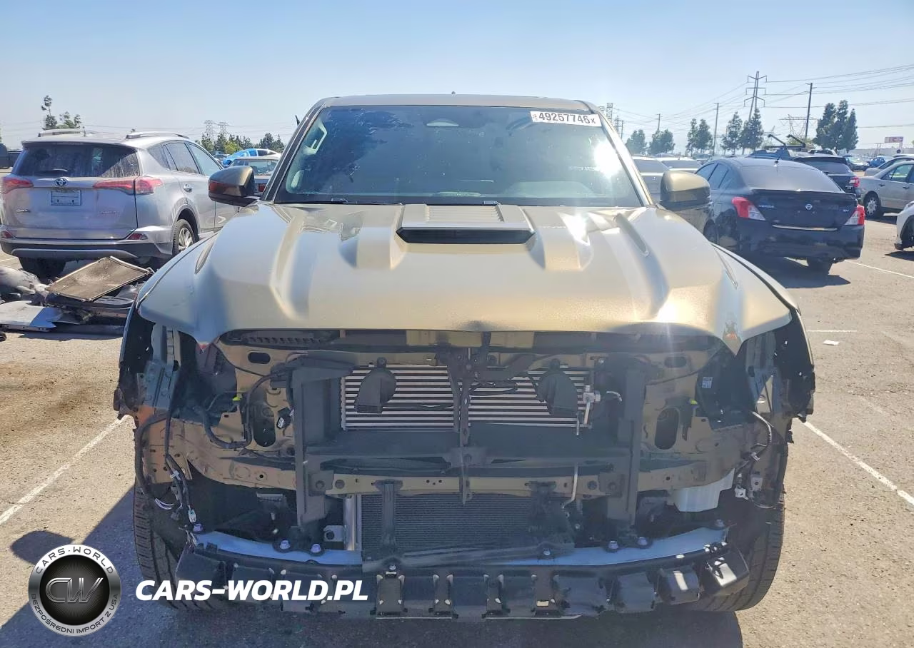 2025 Toyota Tacoma Trd Sport VIN:3TMKB5FN3SM026109 - 5
