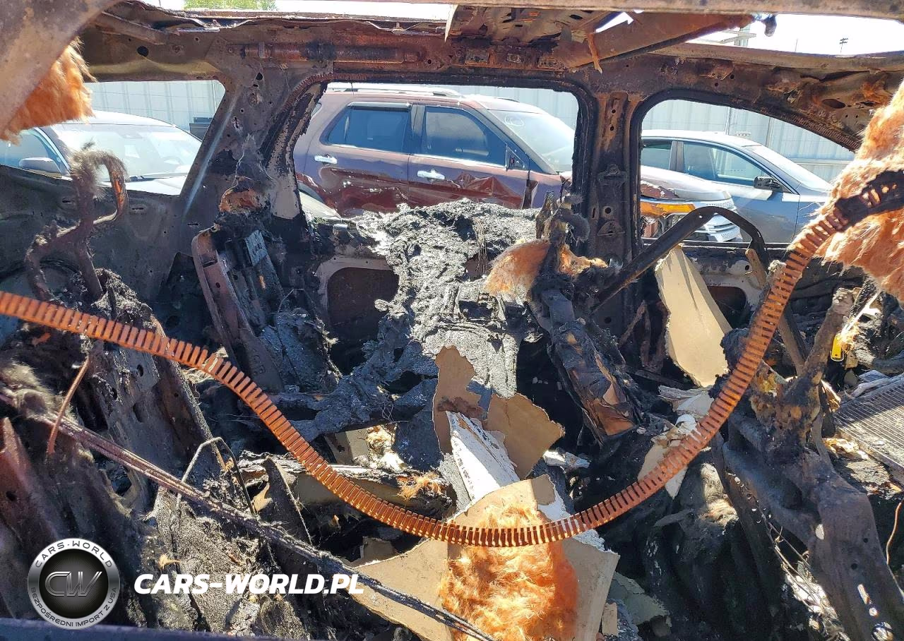 2021 Buick Enclave Premium VIN:5GAEVBKW2MJ157972 - 10