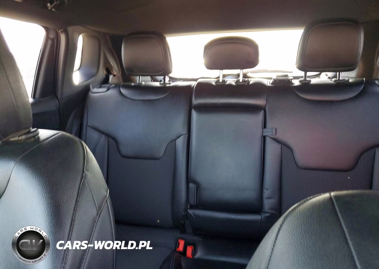 2024 Jeep Compass Latitude VIN:3C4NJDBN2RT594724 - 10