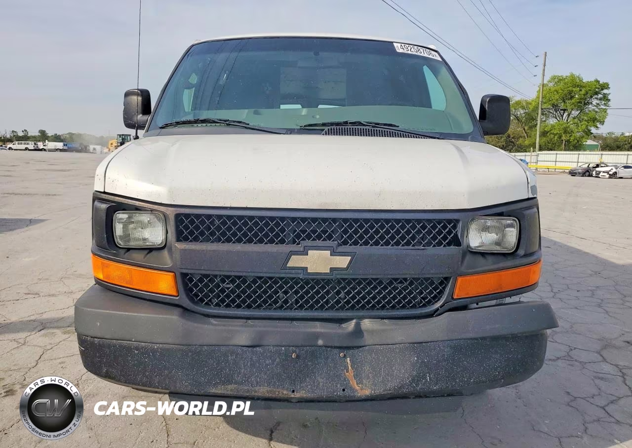 2012 Chevrolet Express 2500 Cargo Delivery Van VIN:1GCWGGCA0C1171977 - 5