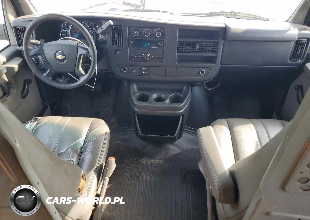 2012 Chevrolet Express 2500 Cargo Delivery Van VIN:1GCWGGCA0C1171977 - 8