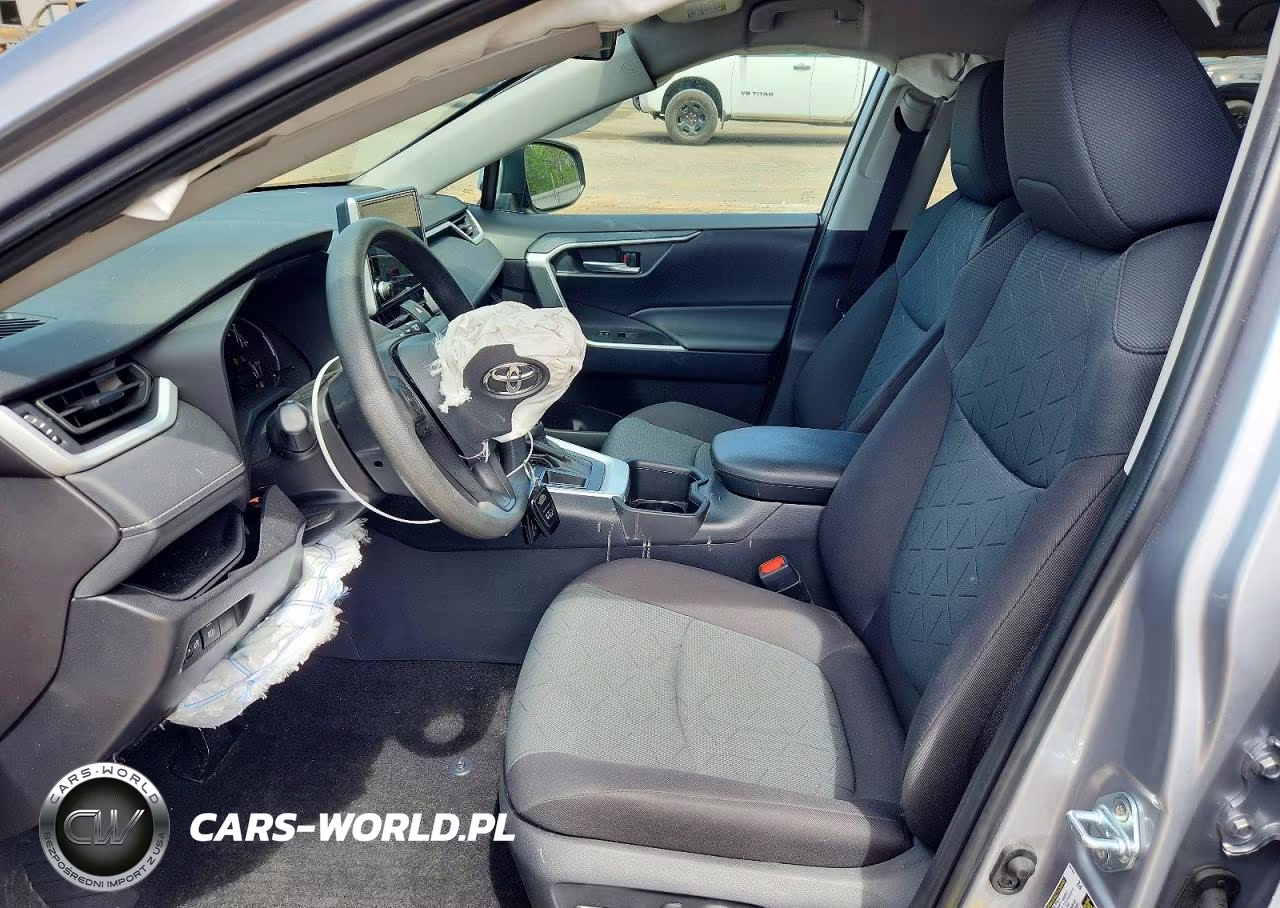 2025 Toyota Rav4 Xle VIN:2T3W1RFV3SC341150 - 7