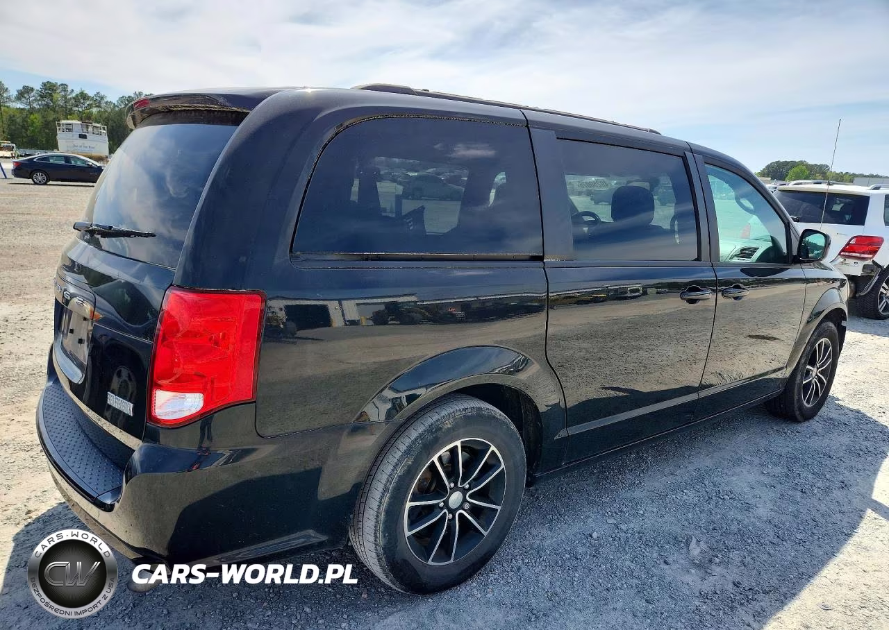 2018 Dodge Grand Caravan Se VIN:2C4RDGBG3JR243744 - 3