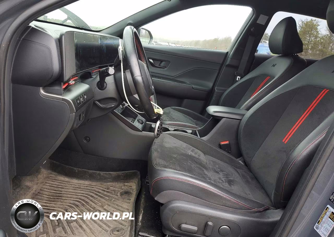2025 Hyundai Kona N Line S VIN:KM8HBCA37SU200548 - 7