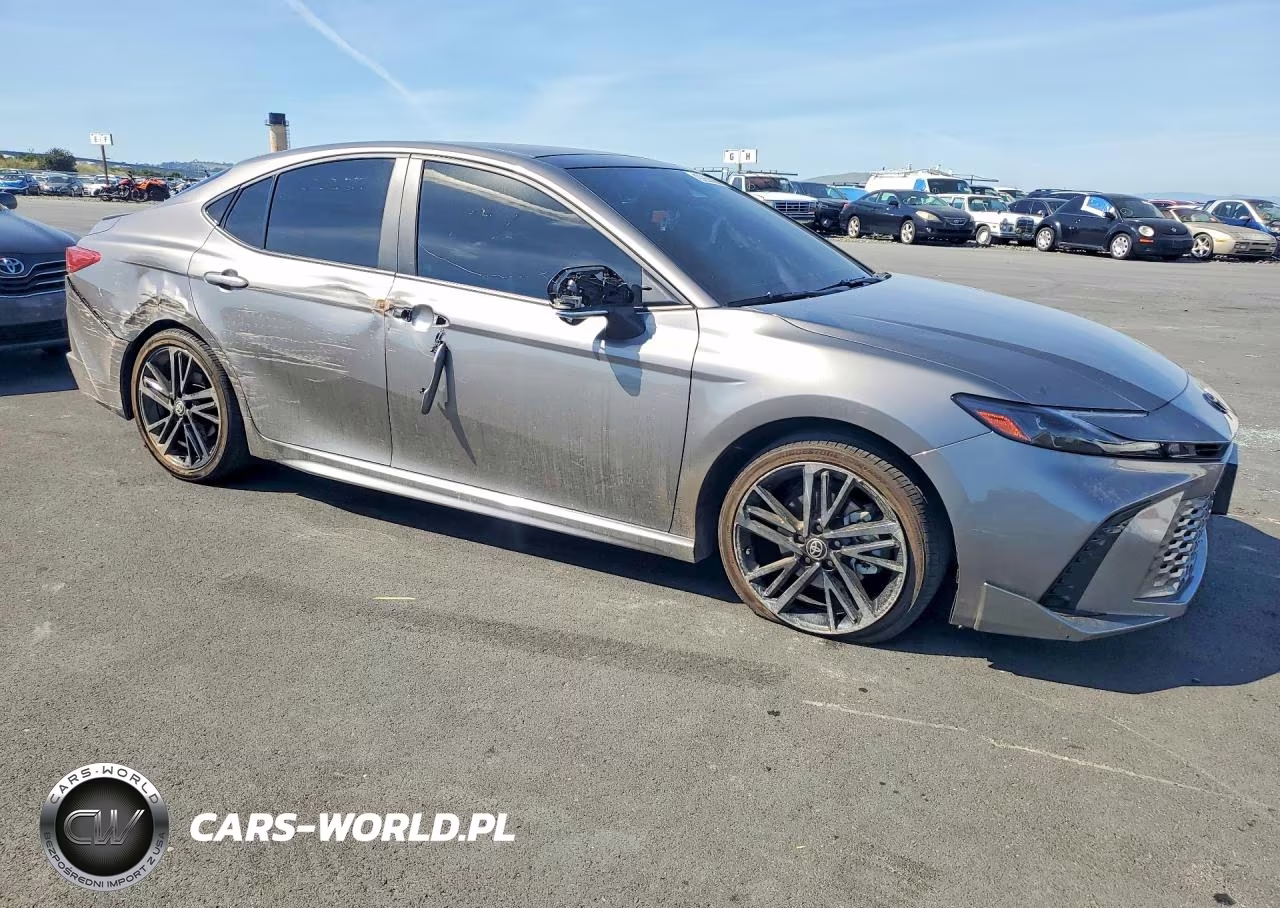 2025 Toyota Camry Xse VIN:4T1DAACK5SU597462 - 4