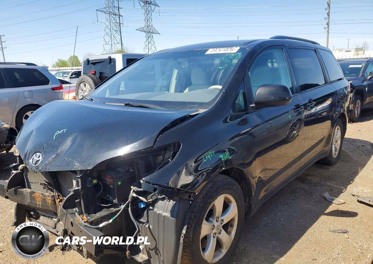 2013 Toyota Sienna Le