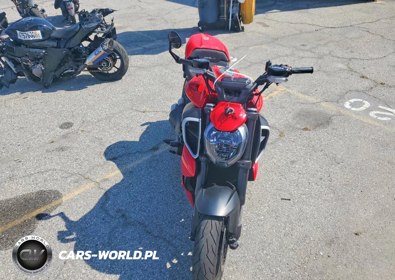 2025 Ducati Diavel V4 VIN:ZDMGAR1WXSB005964 - 5