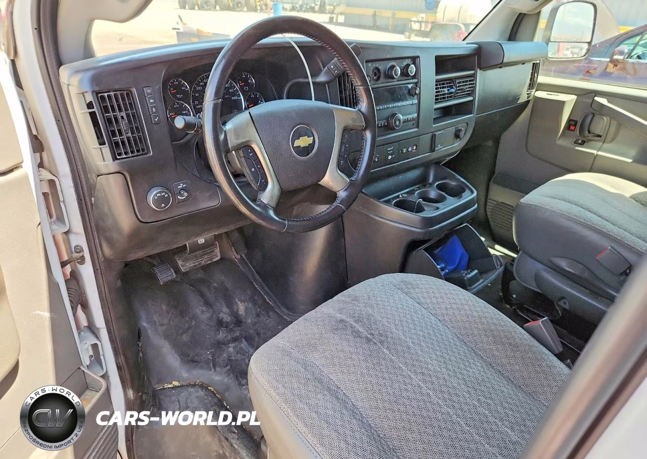 2019 Chev Express G2500 VIN:1GCWGAFP2K1372887 - 8
