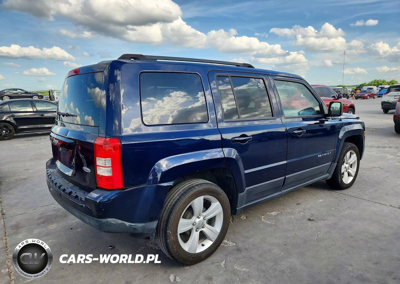 2016 Jeep Patriot Latitude VIN:1C4NJPFA9GD599589 - 3
