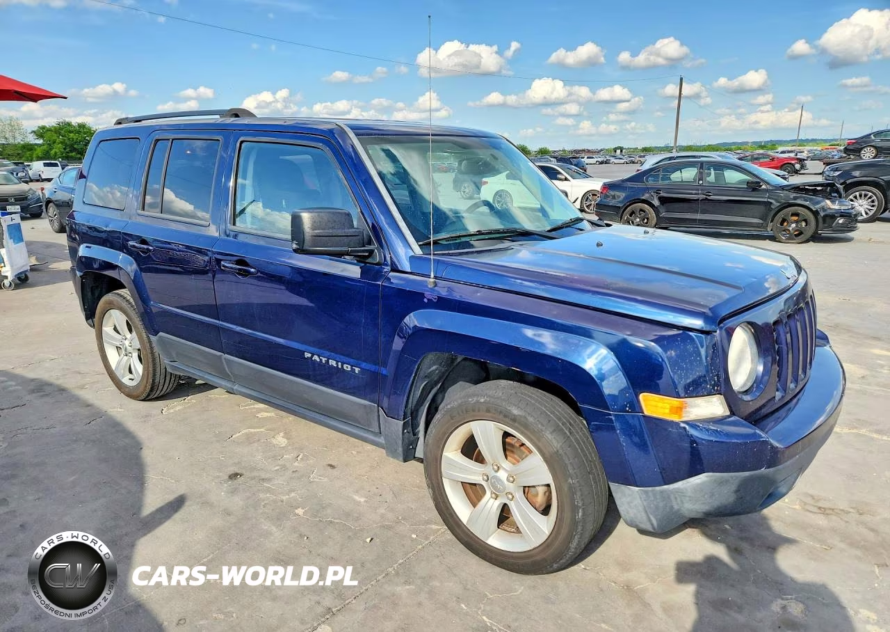 2016 Jeep Patriot Latitude VIN:1C4NJPFA9GD599589 - 4
