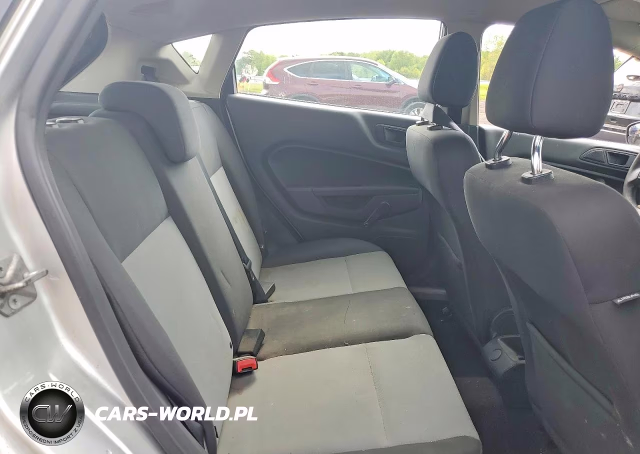 2016 Ford Fiesta S VIN:3FADP4TJXGM171490 - 10