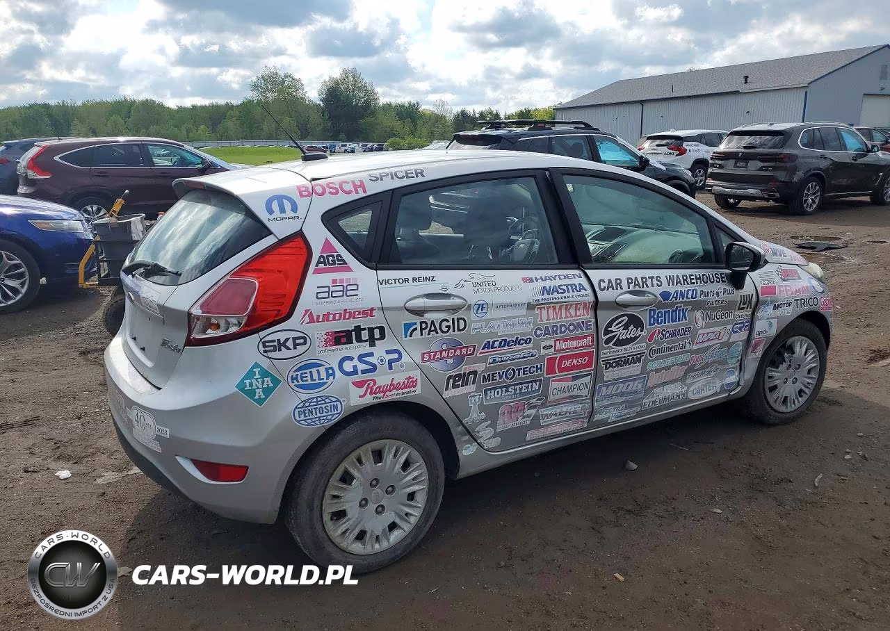 2016 Ford Fiesta S VIN:3FADP4TJXGM171490 - 3