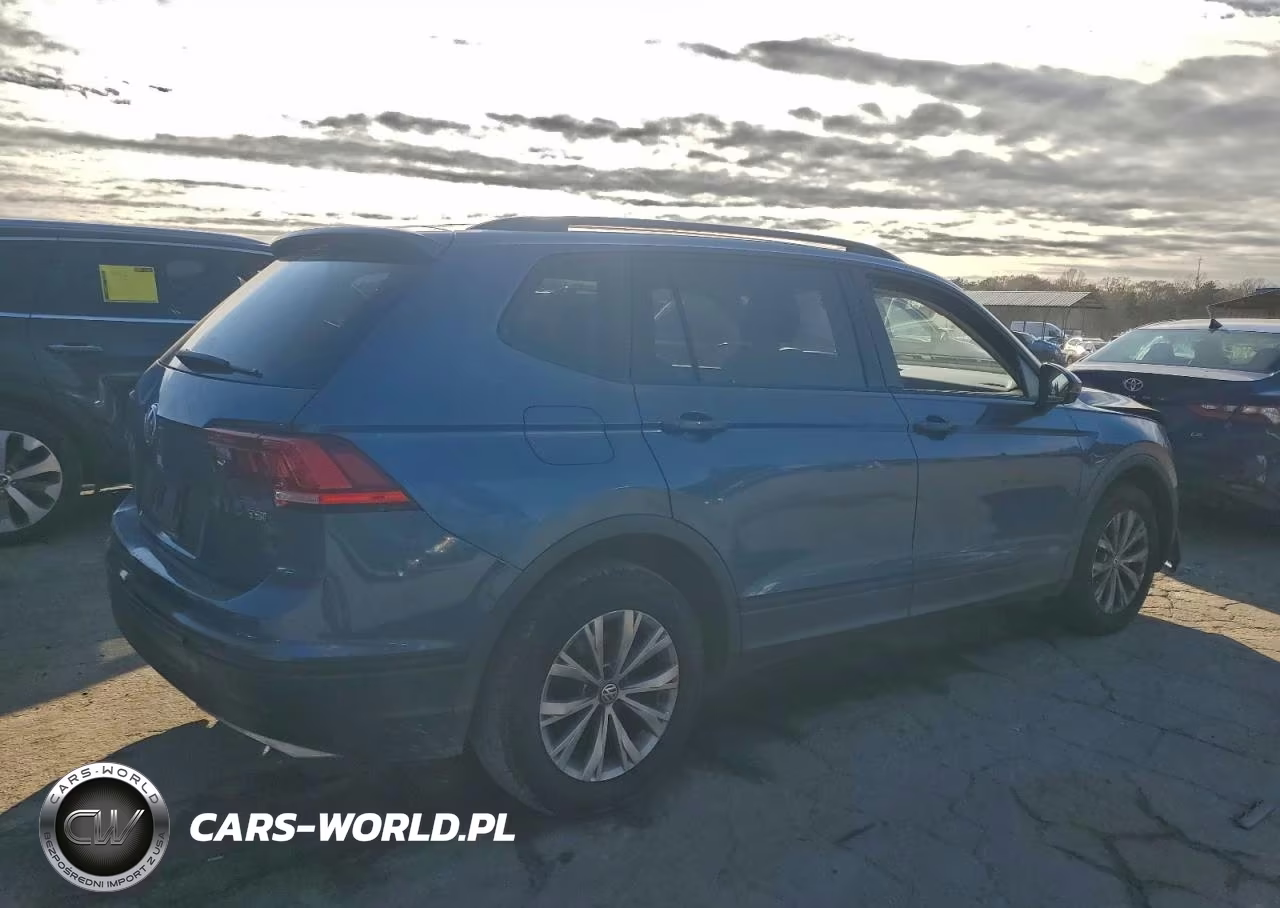 2018 Volkswagen Tiguan S VIN:3VV1B7AX6JM011684 - 3