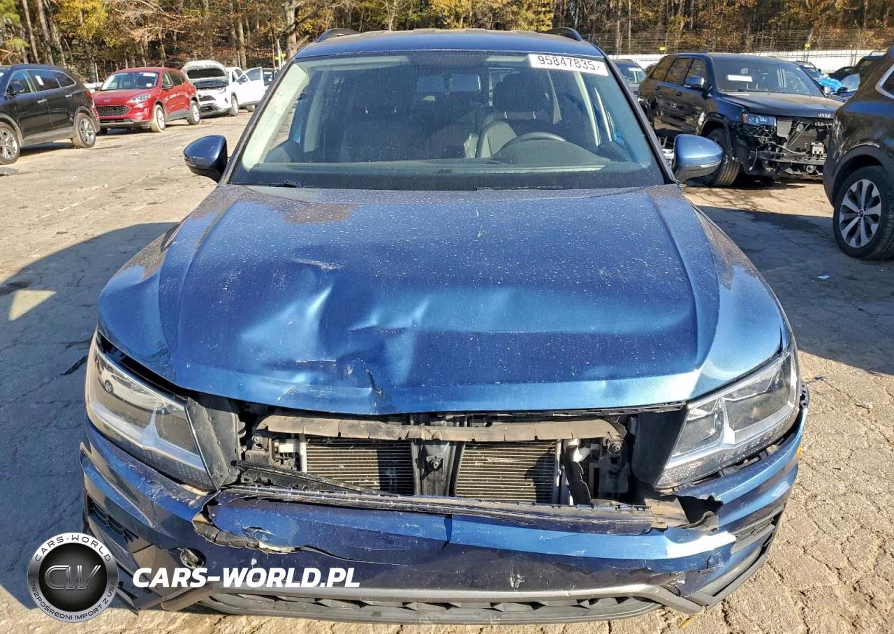 2018 Volkswagen Tiguan S VIN:3VV1B7AX6JM011684 - 5