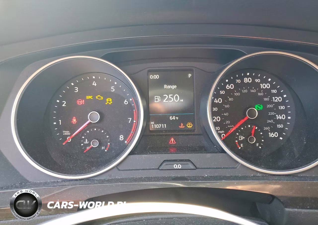 2018 Volkswagen Tiguan S VIN:3VV1B7AX6JM011684 - 9