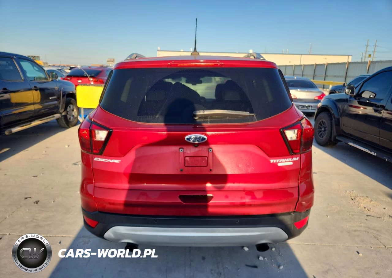 2019 Ford Escape Titanium VIN:1FMCU0J97KUC25764 - 6